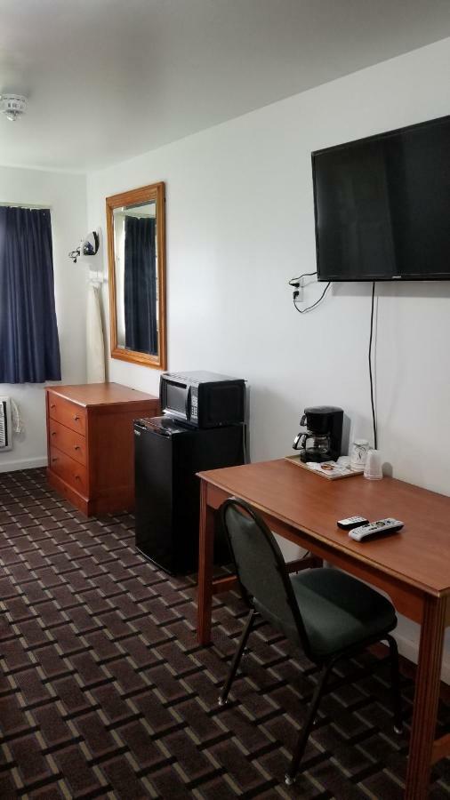 Budget Inn Breezewood Eksteriør billede